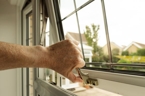 Cost of Window Hinge Repair in Alexandria